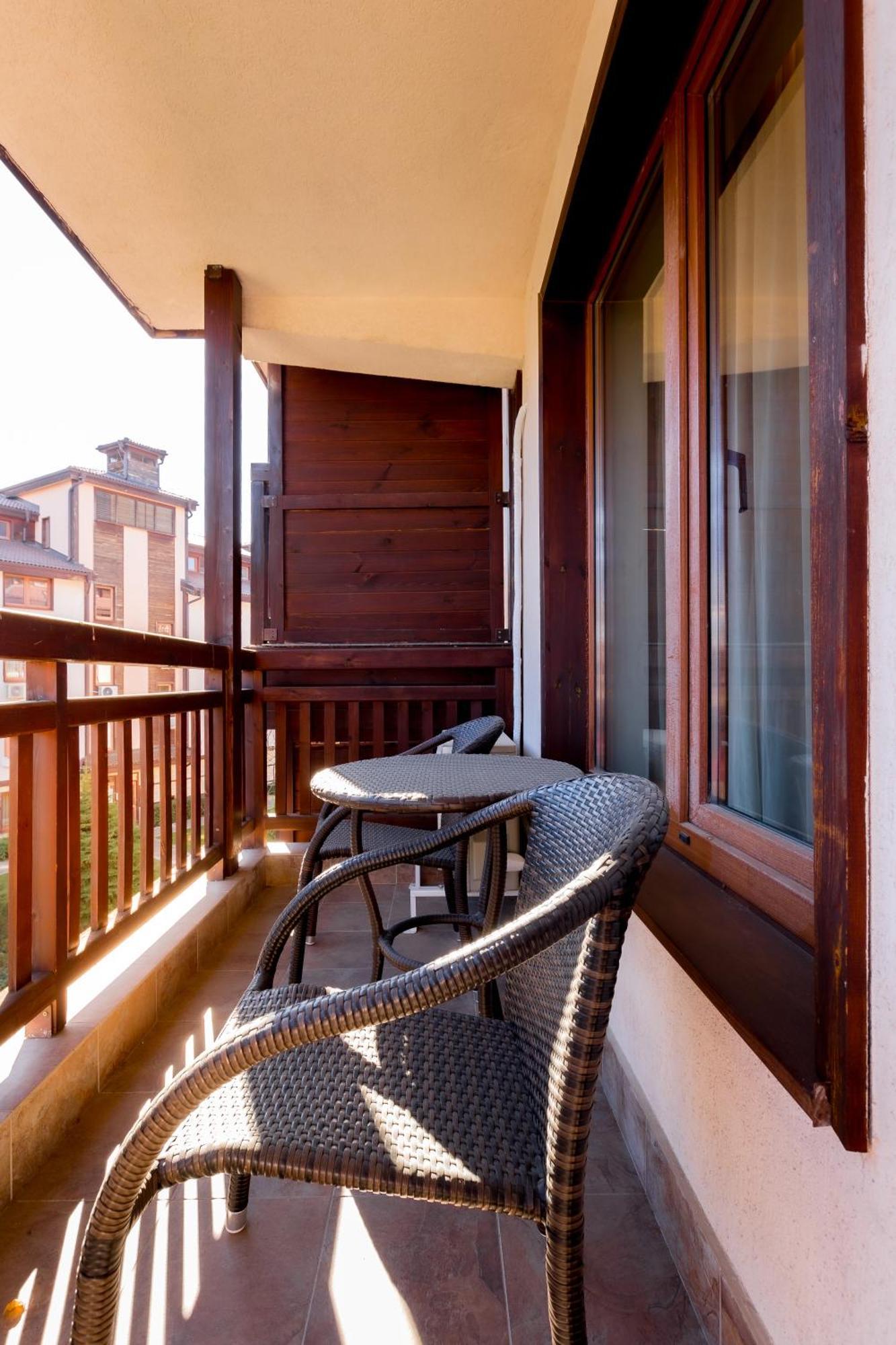 Downtown Bansko Resort Bagian luar foto