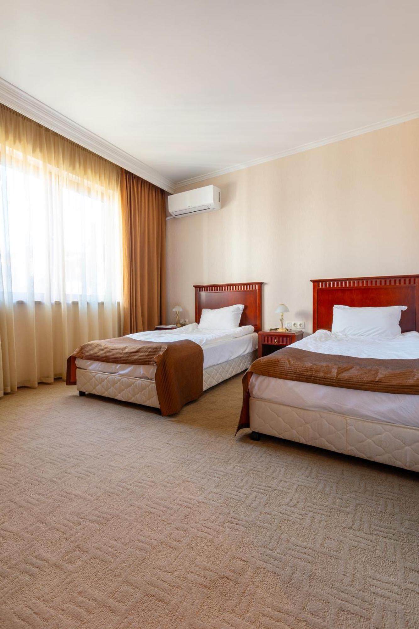 Downtown Bansko Resort Bagian luar foto