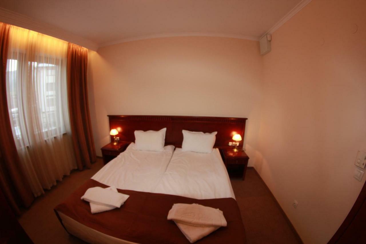 Downtown Bansko Resort Bagian luar foto
