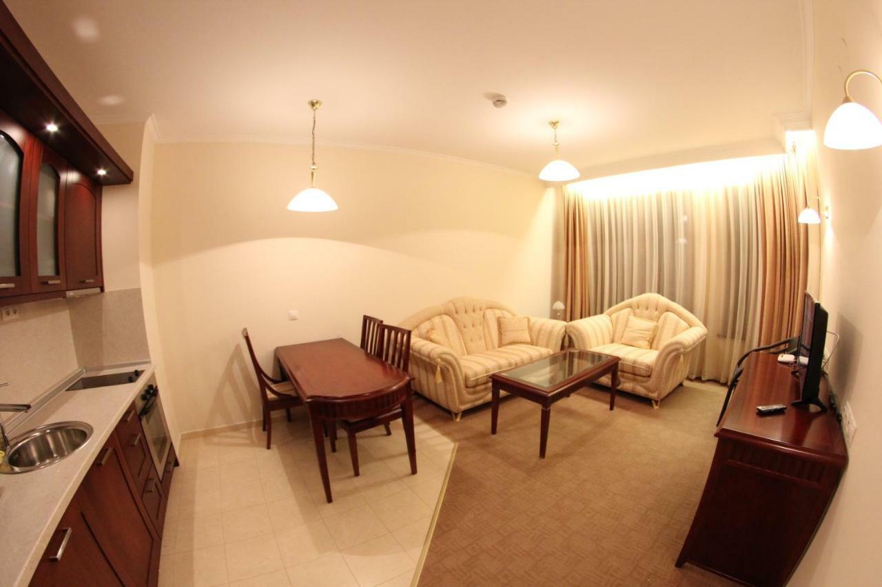 Downtown Bansko Resort Bagian luar foto