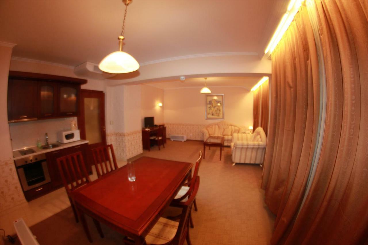 Downtown Bansko Resort Bagian luar foto